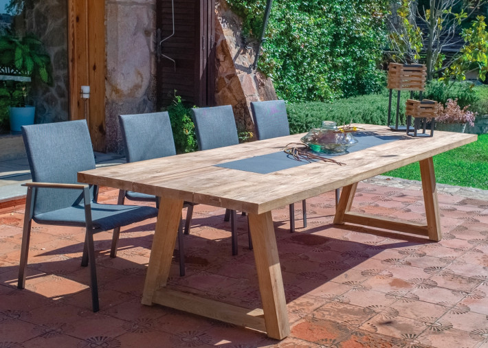 TABLE DE JARDIN FORME RECTANGLE EN TECK RECYCLE L 200 OU 250 CM - KENYA PAR GARDEN ART