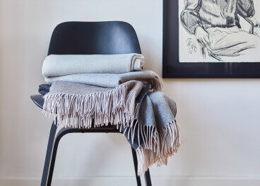 PLAID CHAUD ET DOUX EN CACHEMIRE ET LAINE GRIS BEIGE ROSE OU TAUPE AU CHOIX 135x195 - ALASSIO PAR EAGLE PRODUCTS
