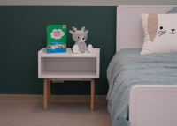 TABLE DE CHEVET DESIGN EN MDF 26 COLORIS ET PIEDS EN BOIS DE BOULEAU - MADAVIN PAR MATHY BY BOLS