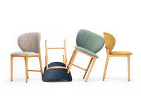 CHAISE DE TABLE EN CHENE FRENE OU NOYER ET TEXTILE COLORE - HOYA PAR SZYSZKA DESIGN