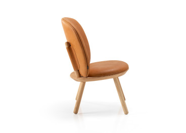 FAUTEUIL LOUNGE CONFORTABLE ET DESIGN EN FRENE NATUREL OU LAQUE NOIR ET CUIR COGNAC OU NOIR - NAIVE PAR EMKO 2