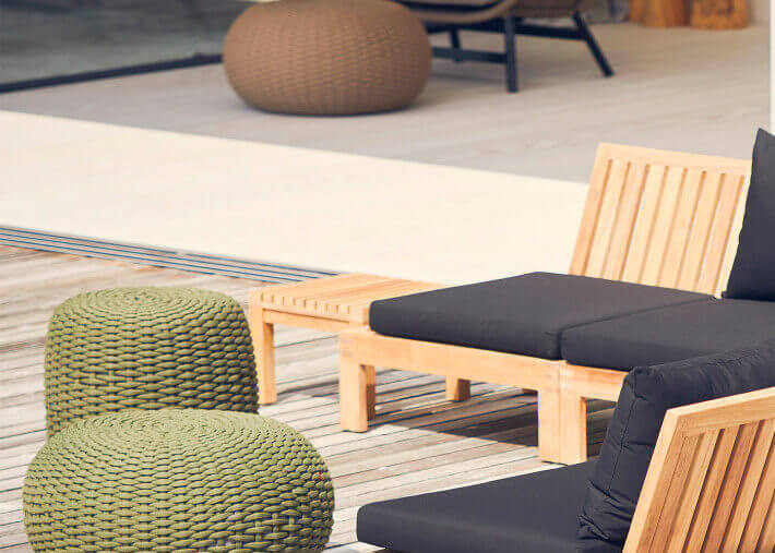 TABLE DE SALON DE JARDIN EN TECK 65x65X25 - KORFU LOUNGE PAR JANKURTZ