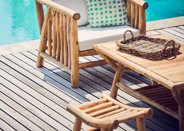 TABLE BASSE DE JARDIN EN TECK MASSIF  PIECE UNIQUE - 120x65X45 - FRED PAR JANKURTZ