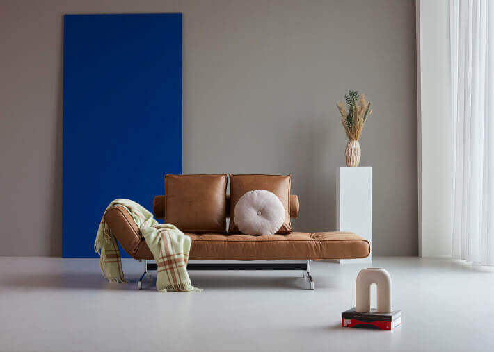 CANAPE DESIGN CONVERTIBLE EN LIT 80x210 EN TEXTILE OU SIMILI CUIR ET PIEDS CHROMES GHIA CHROME - INNOVATION LIVING