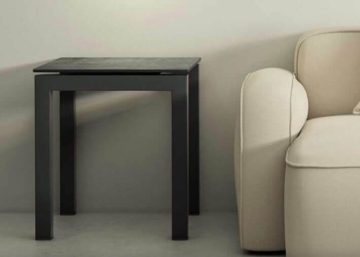 TABLE BASSE FORME RECTANGLE OU CARREE EN CERAMIQUE 10 COULEURS ET PIEDS ACIER LAQUE - KYOTO MINI PAR CANCIO