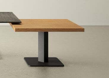 TABLE BASSE AVEC PLATEAU CARRE EN STRATIFIE 6 COULEURS ET PIED EN ACIER 4 COULEURS - IBERO MINI PAR CANCIO 2