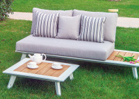 TABLE BASSE DE JARDIN CARREE OU RECTANGLE EN ALUMINIUM BLANC ET TECK - POSITANO TECK PAR GARDEN ART