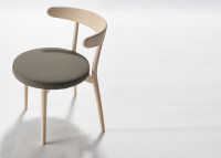 Chaise de table en frêne et assise tissu ou cuir - Bio par Livoni