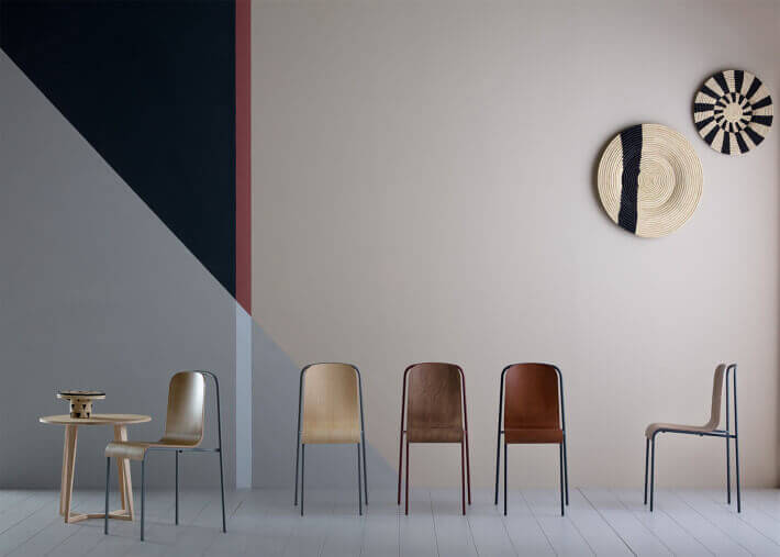 Chaise originale en metal et contreplaque de...