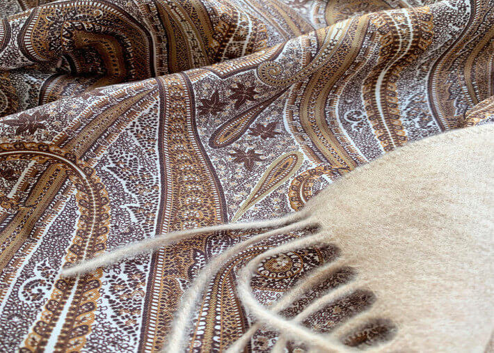 Plaid Como 100 % cachemire et soie – Franz Barth