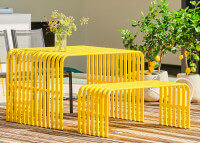 Banc de jardin original en acier laqué jaune - Campus par jankurtz