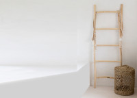 Echelle de rangement tendance en teck naturel - Tulum par Bazar Bizar