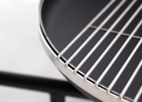 Brasero barbecue en forme brouette - barrow - konstantin slawinski