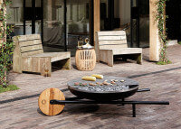 Brasero barbecue en forme brouette - barrow - konstantin slawinski