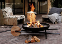 Brasero barbecue en forme brouette - barrow - konstantin slawinski