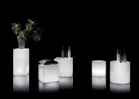 Pouf lumineux cubique ou table d'appoint - Blok pouf par Lyxo
