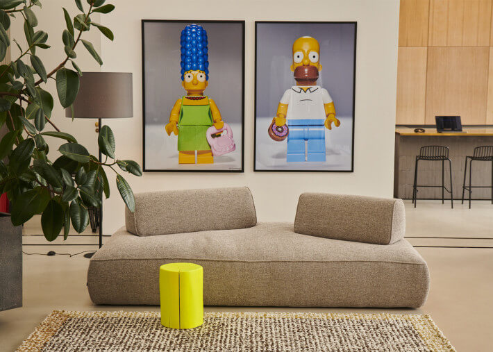 Tronc en frene colore jaune vif ou rouge vif -...