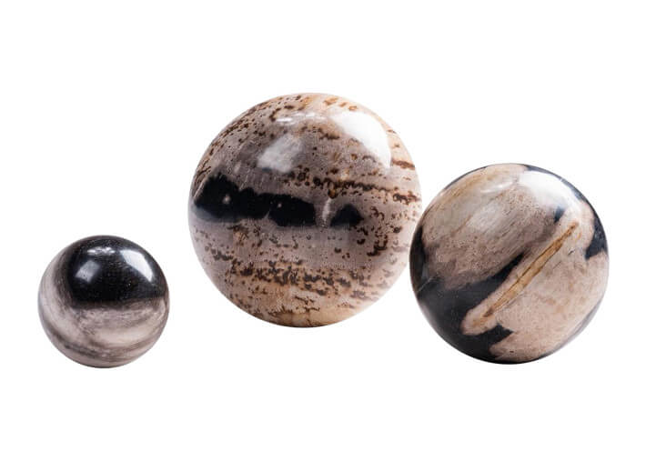 Boules de decoration en bois petrifie pietra...
