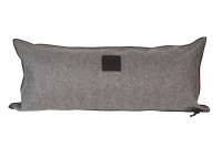 Housse de coussin en laine gris ou taupe - pumori par maison yak