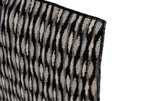 Tête de lit en tissu tendance noir-beige Golog Recto par Maison Yak