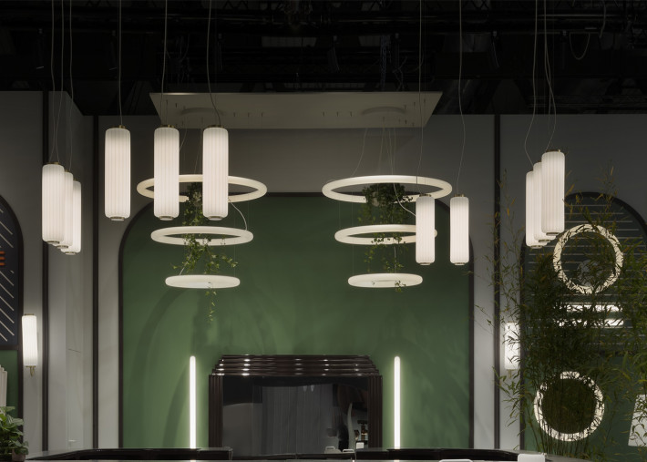 Suspension art deco en polyéthylène et laiton -...