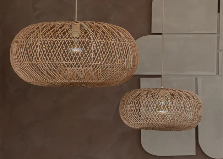 Suspension en bambou bordeaux ou naturel...