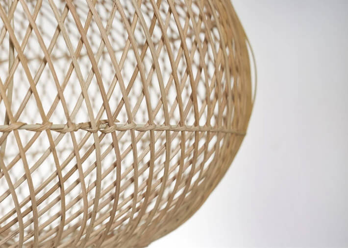 Suspension en bambou bordeaux ou naturel...