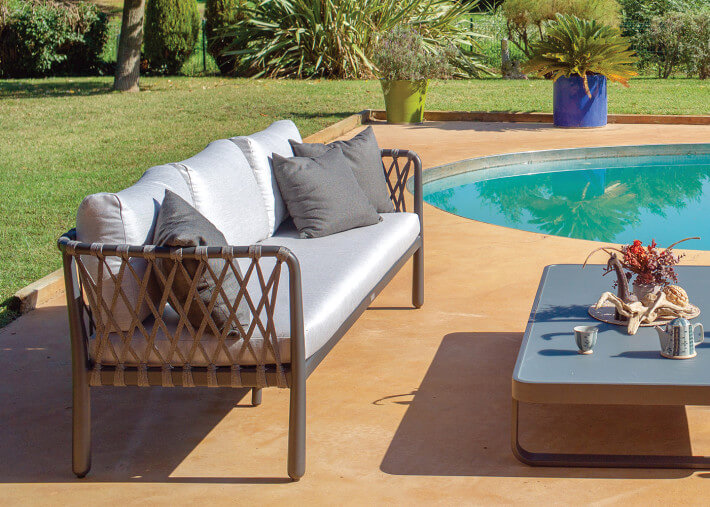 Canapé de jardin design 3 places taupe ou gris...