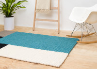 Tapis en billes de laine bleu turquoise noir gris blanc - Cube MyFelt