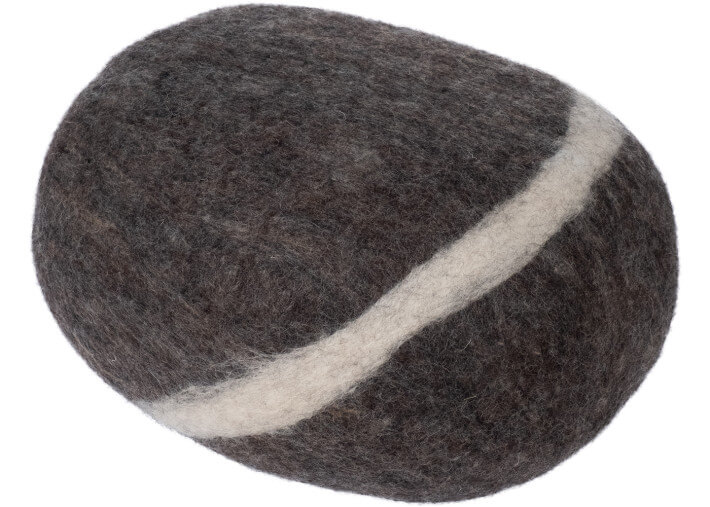 Pouf galet design en feutre de laine marron...