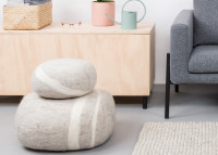 Pouf galet moderne et stylé en laine beige chiné 6 tailles - Bela MyFelt