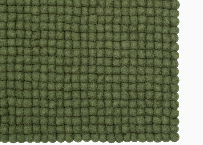 Tapis rectangulaire en billes de laine verte 4...