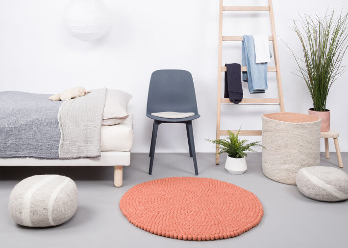 Tapis rond billes de laine moutarde jaune...
