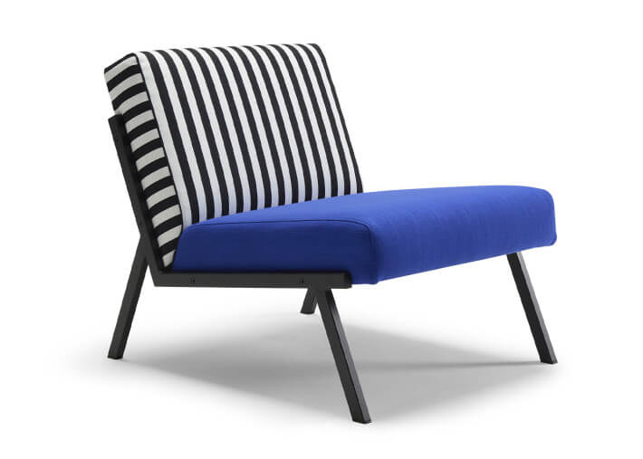 Fauteuil design en tissu rouge orange bleu -...