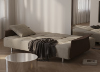 Canapé design avec accoudoirs en noyer Long Horn - Innovation Living