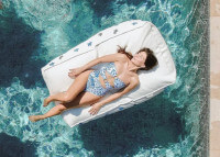 Bain de soleil flottant blanc broderie tortue - Vilebrequin et  MX Home