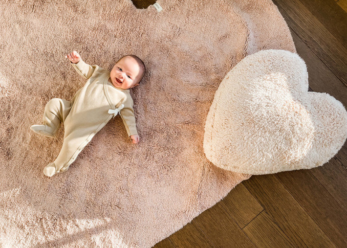 Tapis enfant coeurs rose très doux et lavable -...