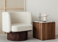 Table d'appoint en marbre en chêne et marbre- Pera par Un'Common