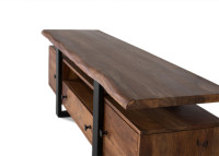 Meuble TV en bois de palissandre et pieds métal par Giner & Colomer