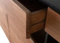 Buffet en bois d'acacia et noir avec éclairage par Giner & Colomer