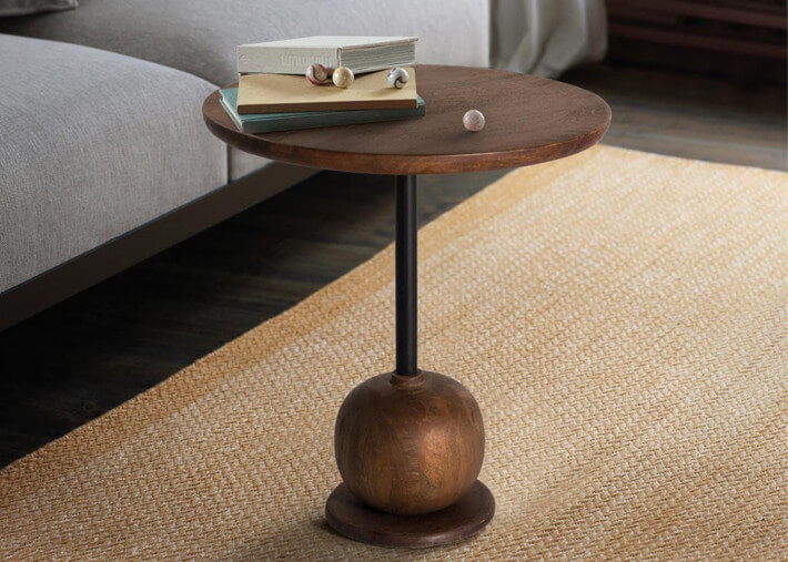 Table d'appoint originale en bois de manguier...