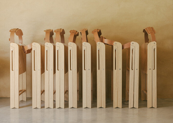 Chaise pliante Ika repliée pour le transport