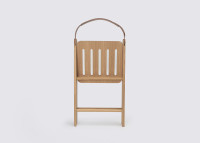 Chaise pliante Ika en chêne naturel – Design contract – Ondarreta