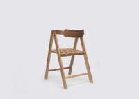 Chaise pliante Ika en chêne vue de dos