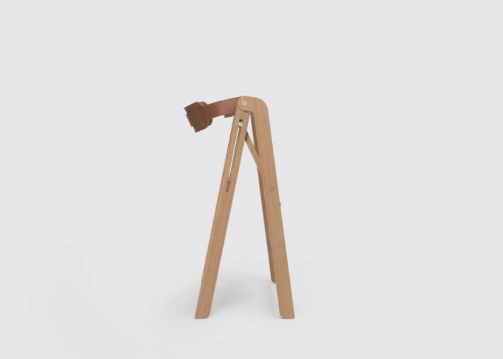 Chaise pliante Ika en chêne naturel – Design...