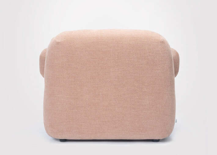 Fauteuil Gumi associé au fauteuil Gumi Central