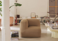 Fauteuil d’angle Gumi Corner Ondarreta vue de trois quarts