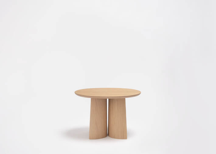 Table basse ronde Ginger en chêne teinté Ondarreta
