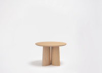 Table basse ronde Ginger en chêne teinté Ondarreta