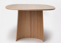 Table design Ginger Ondarreta  vue de face